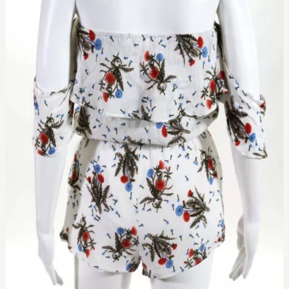 ECRU WHITE BLUE RED flower FLORAL ROMPER Sz LARGE - Picture 3 of 6